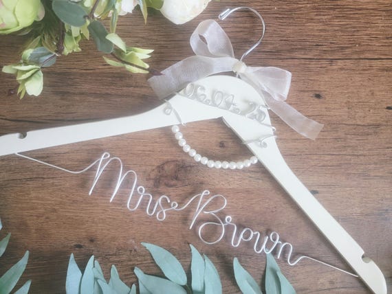 Custom Name Date Wedding Hanger Ribbon Pearls Wood Wire Personalized Hanger Bridal Bride Shower Gift Bridesmaid Elegant Vintage Classic