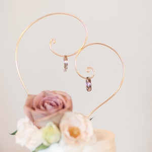 Wire Ring Holder Cake Topper Rustic Heart Chic Reusable Metal Industrial Copper Gold Elegant Simple Wedding Anniversary Engagement No Base