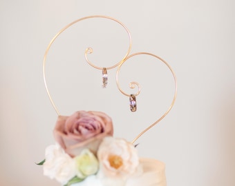 Supporto per anello in filo metallico per torta a forma di cuore rustico, elegante, riutilizzabile, in metallo, industriale, rame, oro, elegante, semplice, per anniversario di matrimonio, fidanzamento, senza base