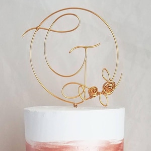Adorno para tarta con monograma - Adorno para tarta rústico - Adorno para tarta de alambre - Adorno para tarta de bodas con inicial - Adorno para tarta con una sola letra - Adorno para tarta dorado