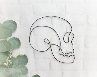 Human Skull Wire Sculpture Wall Hanging Single Line Art Decoration Macabre Decor Minimalist Simple Modern Witchy Vibes Goth Gothic Skeleton