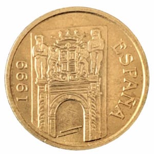 Könnte beinhalten: Eine goldfarbene Münze von 1999. Die Münze zeigt ein detailliertes Design eines Wappens, zwei Figuren und das Wort "ESPANA" auf der rechten Seite. Die Münze hat einen Durchmesser von etwa 2,5 cm.