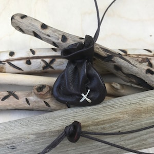 Leather Mini Neck Pouch.  Pouch Bag Necklace, Little Bag, Medicine Bag, Crystal Sack, Spirit Bag, Ring Pouch, Leather Sack, Leather Necklace