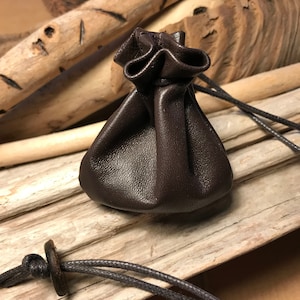 Leather Neck Pouch Bag, Brown Pouch Bag Necklace, Crystal Sack, Spirit Bag, Medicine Bag, Jewelry Pouch, Leather Sack, Shirlbcreationstoo