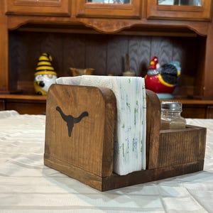 Wooden napkin holder napkin holder napkin with salt and pepper shaker holder
