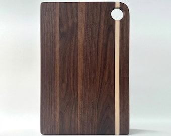 Personalized Modern Walnut Maple Cutting Board – Minimalist Charcuterie Wood Prep Serving Board