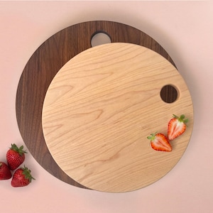 Circular Walnut Maple Cherry Serving Board – Minimalist Wood Prep Board
