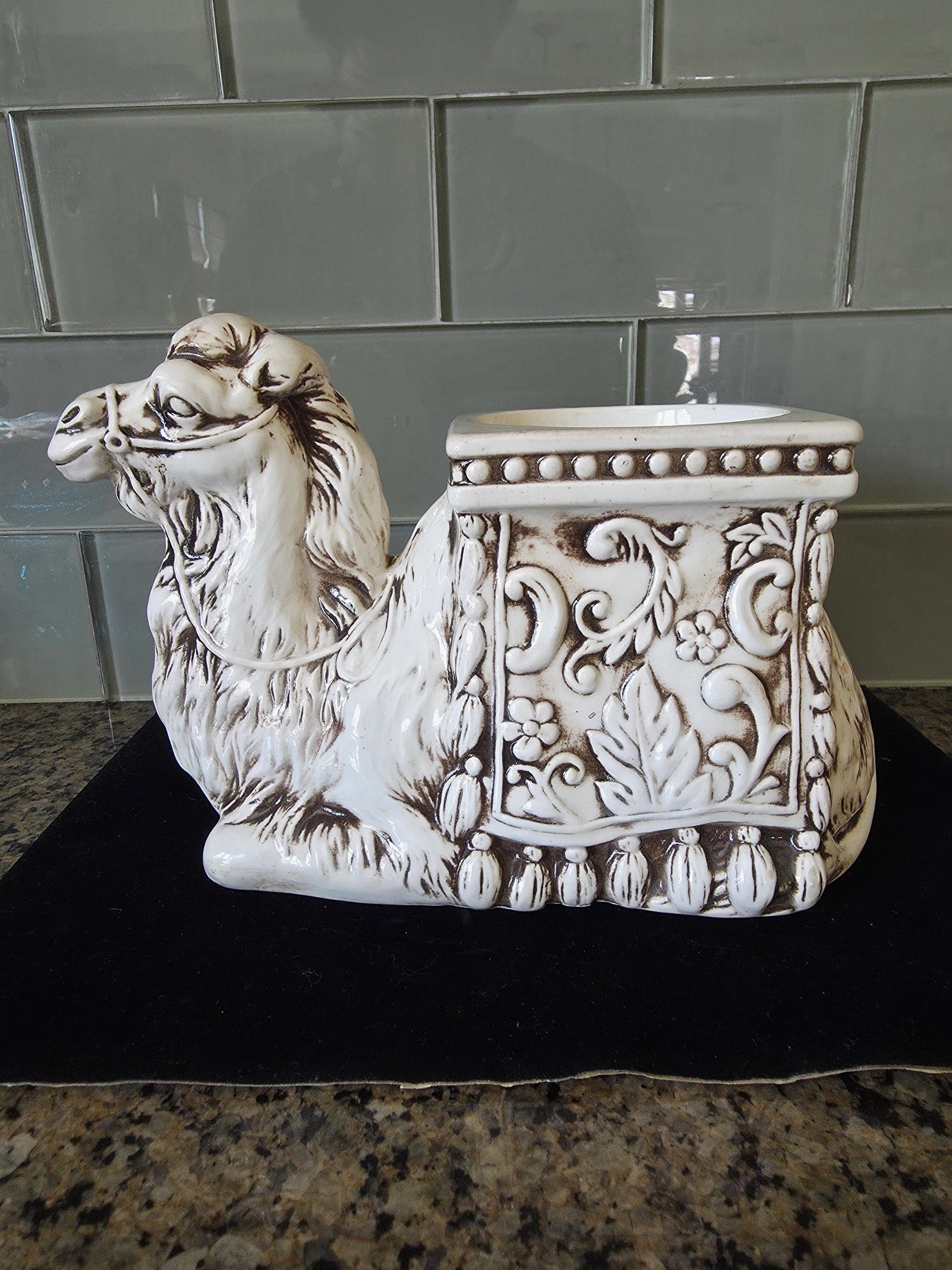 Inarco Figurines - Etsy