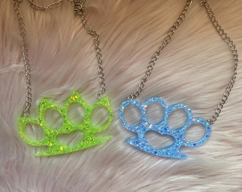 glitter heart knuckles: scene charm necklace, custom emo chain, chunky raver jewelry