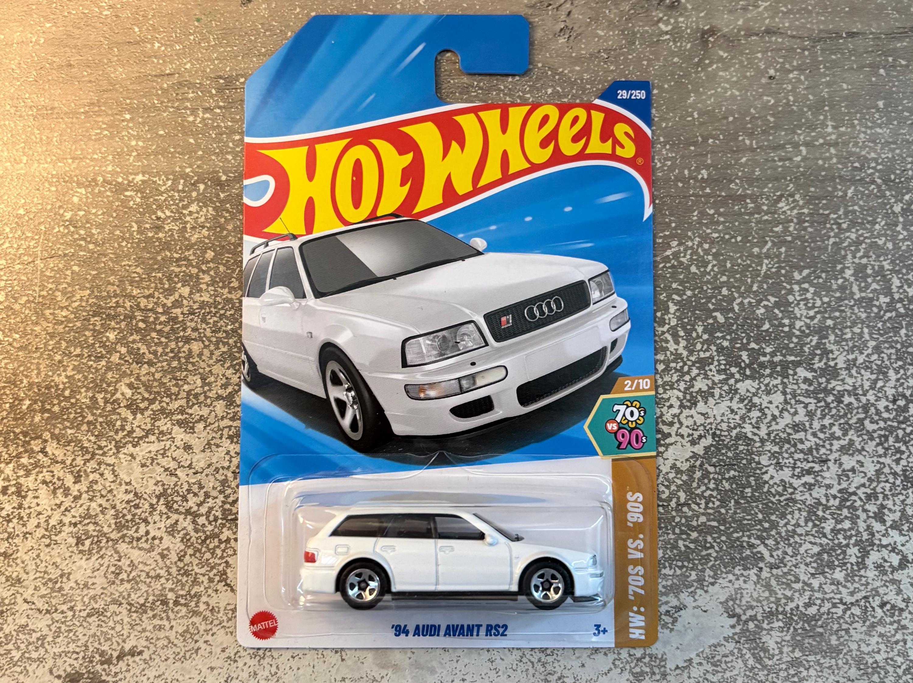 Voiture Miniature Police Siku – Audi A6 Avant Avec Haut-parleur – Échelle ~1:60 – Occasion
