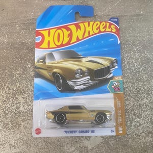 Hot Wheels - ‘70 Chevy Camaro RS 4/10 - 53/250 - Brand New