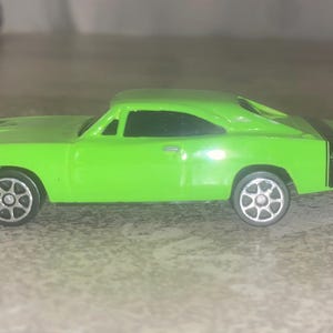 1969 Dodge Charger R/T - 1/64 Scale - Loose Car - Moderatly Used - Maisto