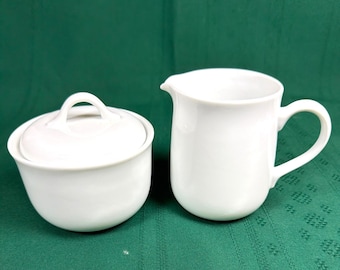 Vintage 1984 Corelle Corning Winter Frost White Creamer Sugar Bowl Lid Set USA