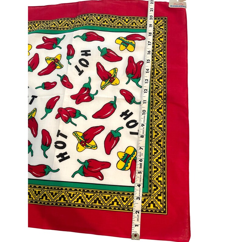 Pañuelo vaquero tipo bandana, pañuelo estilo suroeste, chile jalapeño rojo picante, vintage. imagen 8