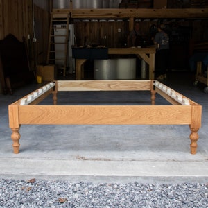 WHITE OAK LIBBY Platform Bed Frame White Oak Hardwoods Turned Legs Slats Optional image 3