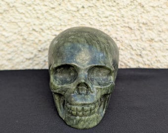 Jade Skull Carving – 2 Inch Hand-Carved Jade Crystal Skull – Protection, Wisdom & Spiritual Transformation Decor