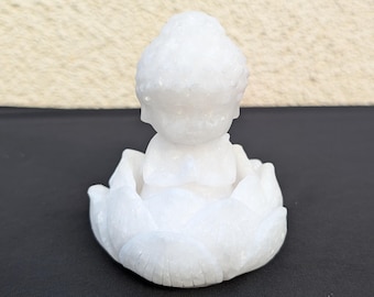White Jade Baby Buddha Statue – Hand-Carved Crystal Buddha for Peace, Protection & New Beginnings – Feng Shui Spiritual Home Decor