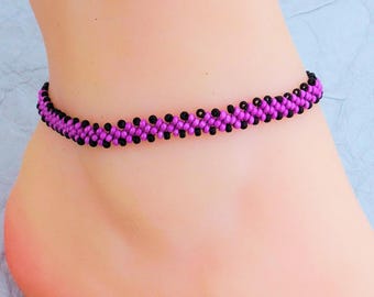 Womens Anklet - 9 Inch Ankle Bracelet - Raspberry Pink with Black - Foot Jewelry - Minimalist - Seed Bead Anklet - Beach Jewelry