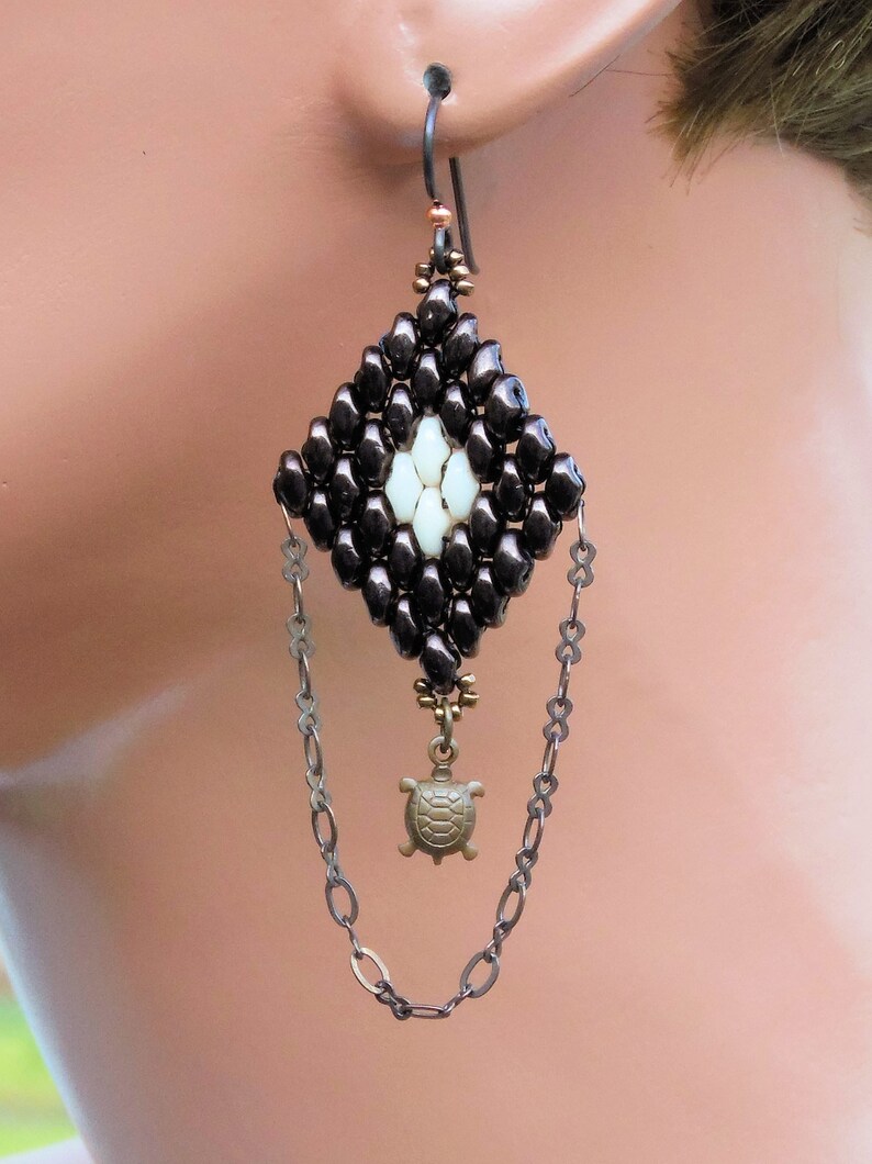 Rustic Earrings Antique Gold Chain Earrings Iris Brown /& Cream Turtle Lover Gift 2.75 Beaded Turtle Earrings Dangle Earring