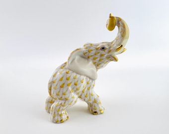 Herend Hungary Yellow Fishnet Elephant Figurine 15266 Vieux Herend Hand Painted Porcelain