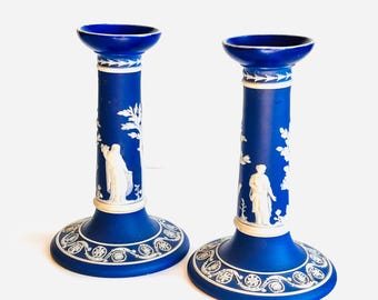 ブルーのウェッジウッドキャンドルホルダー。ヴィンテージのジャスパー
