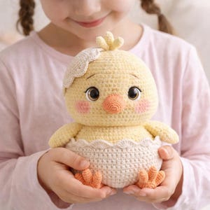 Patrón de amigurumi de pollito en cáscara de huevo a crochet en PDF, tutorial de peluche de pajarito de Pascua