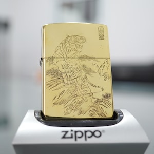 Individuell graviertes Zippo-Feuerzeug, Messingtiger-Zippo, doppelseitige Gravur, personalisiertes Geschenk für ihn