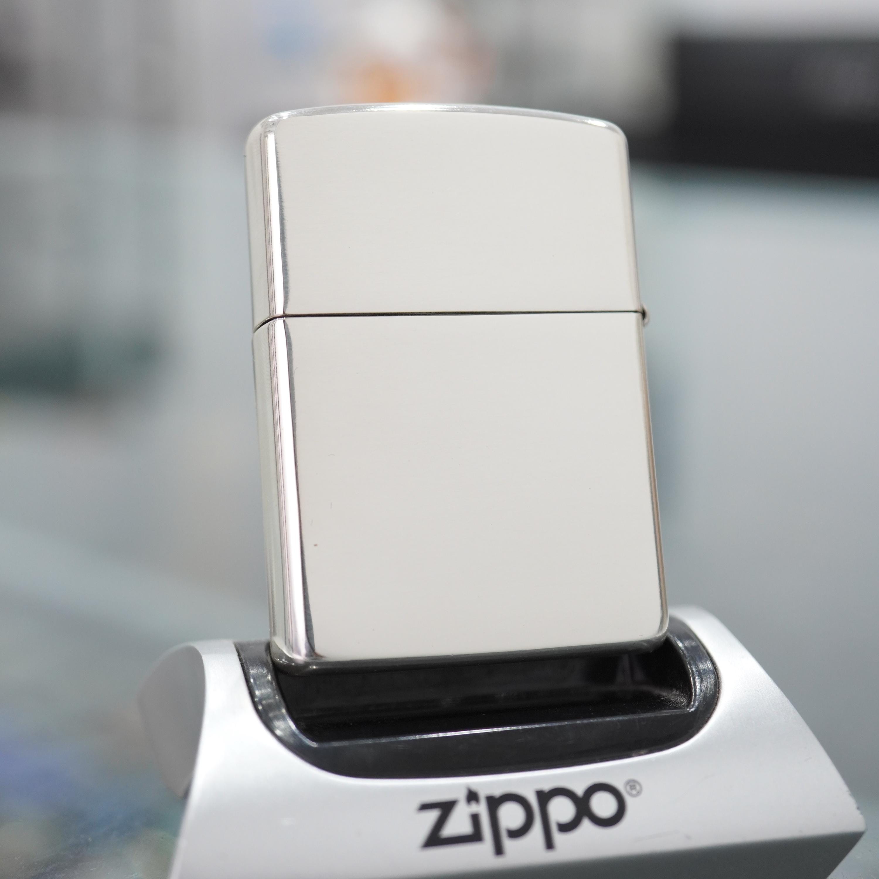 Zippoローズライター、希少なZippoシルバーメッキアーマーライター 