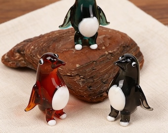 手吹きガラスのペンギンの置物 - ムラーノスタイルのオーナメント