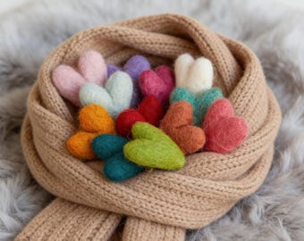 Juego de 9 corazones de fieltro de lana, mini corazones hechos a mano, relleno para cuencos, proyecto de manualidades de Pascua