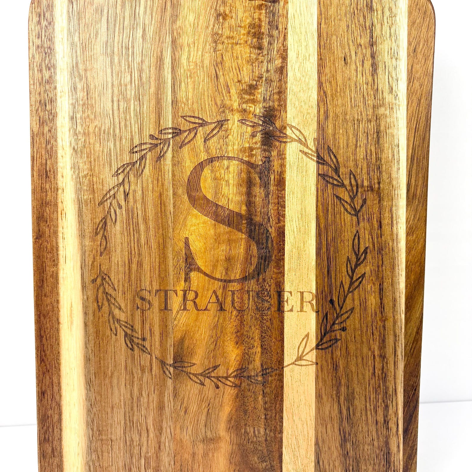Personalized Acacia Wood Cutting Board | Custom Engraved Charcuterie ...
