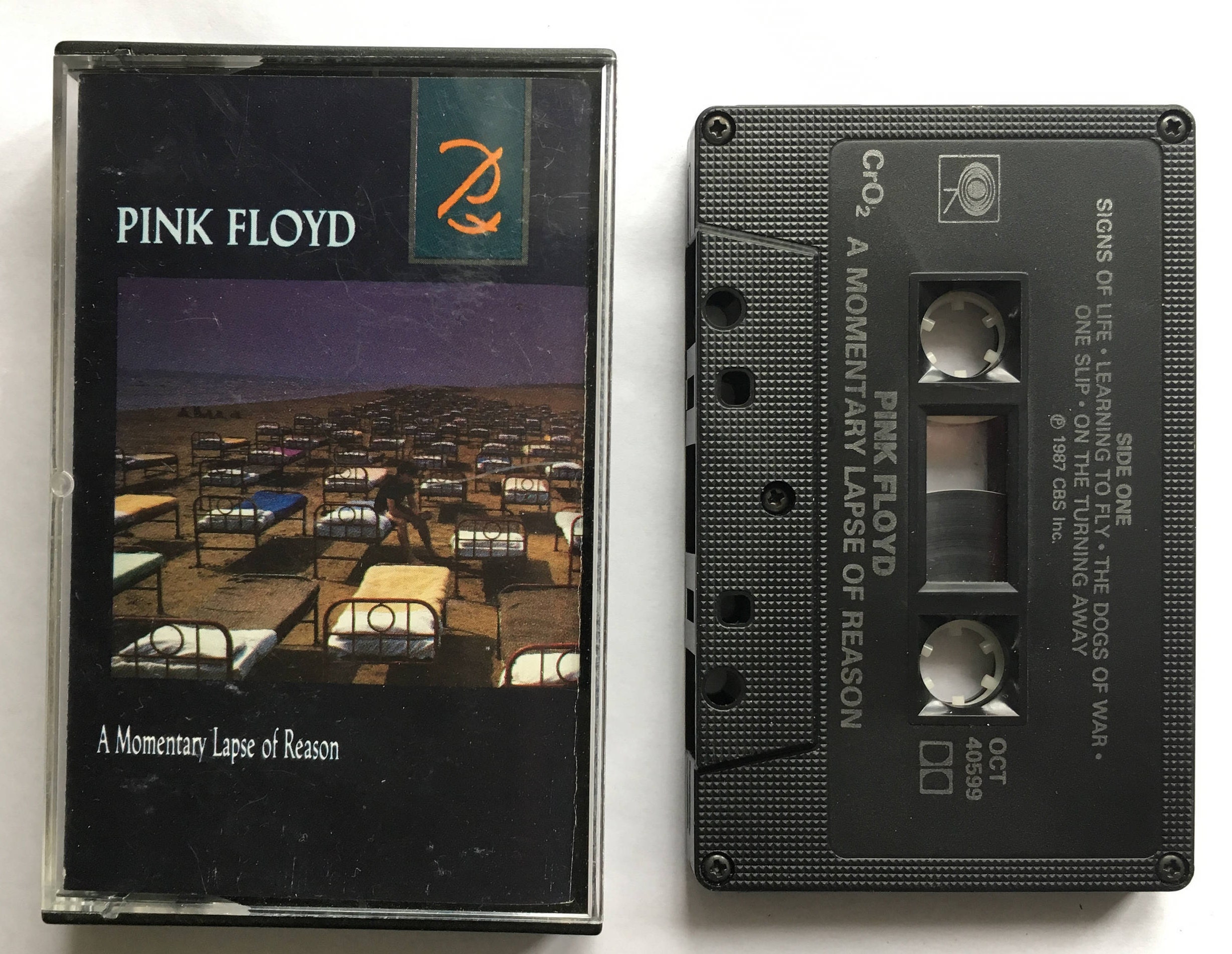 Pink Floyd - A Momentary Lapse of Reason - vintage cassette tape - classic  progressive rock - Roger Waters - 1987 - Free shipping Canada USA