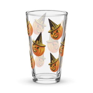 Vintage Halloween Pint Glass – Pumpkin with Witch Hat | Retro Spooky Drinking Glass | Gothic Barware Cup for Halloween