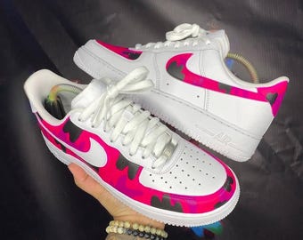 Nike Air Force 1 Custom Pasion Pink Camu  Sneakers