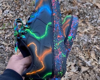 Tênis Nike Air Force 1 Custom Thunder Neon