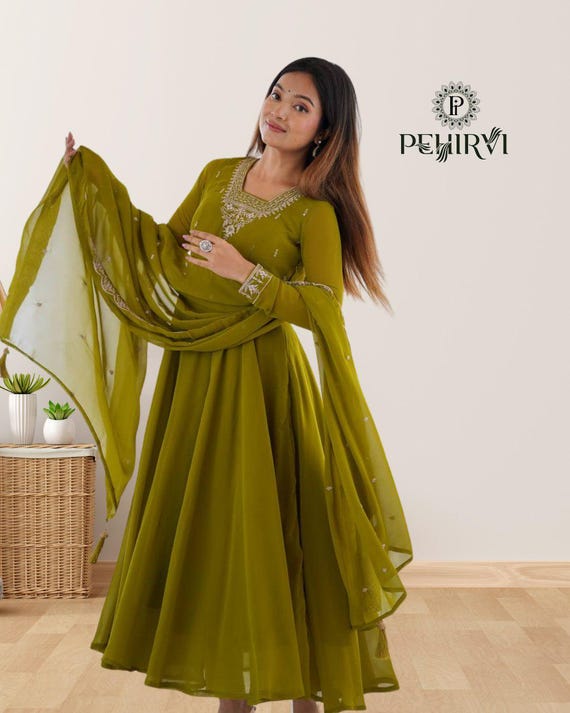 dress line salwar kameez Buy Pink Pakistani A-Line Suit Set, Salwar Kameez (52) at Amazon.in