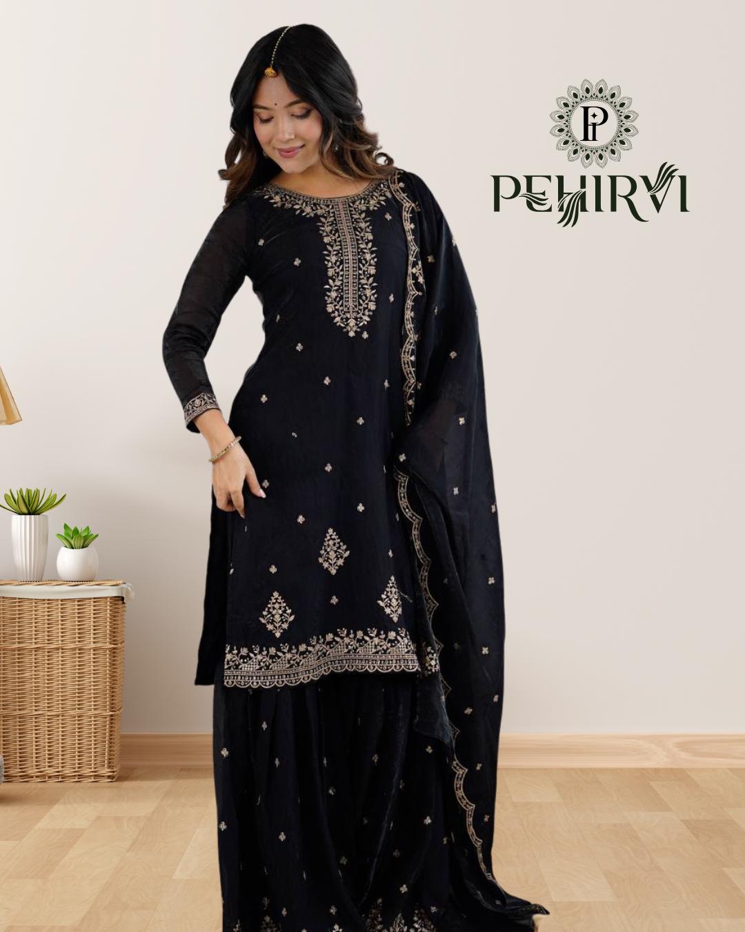 Black and Gold Indian Dress - Etsy Canada