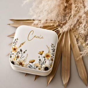 Personalized Floral Jewelry Box, Custom Name Jewelry Case for Women, Bridesmaid Proposal Gift, Travel Jewelry Organizer, Gift for Mom Girl