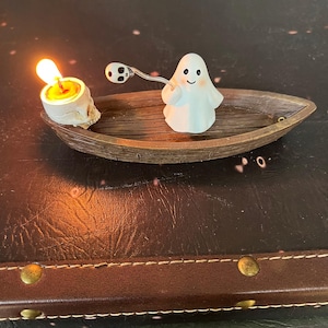 Mini Halloween Ghost Ship Figurine, Cute Ghost Decor, Spooky Tabletop Ornament, Halloween Ghost Decoration, Halloween Gift