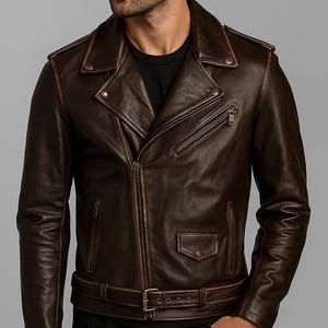 Handgefertigte Distressed Bikerjacke aus dunkelbraunem Leder - Asymmetrischer Reißverschluss