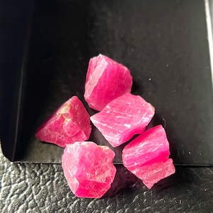 5 Pieces~AAA++Pink Ruby Rough, 7/9 MM-Precious Ruby Rough, Fine Quality Raw Stone, Healing Crystal, Loose Rock, Earth-mined Minerals