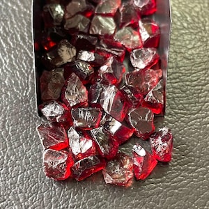 40 Piece~Natural Rough-Size 7/9MM-Genuine Garnet Gemstone Rough, Healing Crystal Garnet Gemstone, Untreated Red Garnet Rough-Loose Raw Stone