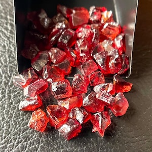 50 PCS~Natural Garnet-Size-6/7 MM-Genuine Garnet Gemstone Rough, Healing Crystal Garnet Gemstone, Untreated Red Garnet-Loose Raw Stone