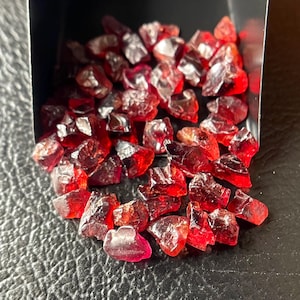 50 PCS~Garnet Rough-Size-5/7 MM-Genuine Garnet Gemstone Rough, Healing Crystal Garnet Gemstone, Untreated Red Garnet Rough-Loose Raw Stone
