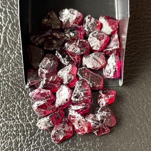 30 PCS~Natural Rough-Size-8-10 MM-Genuine Garnet Gemstone Rough, Healing Crystal Garnet Gemstone, Untreated Red Garnet Rough-Loose Raw Stone