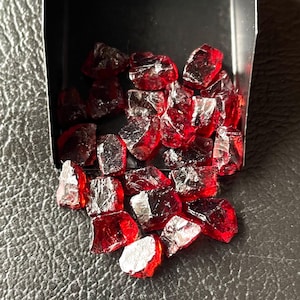 25 Pieces~AAA+Natural Red Garnet Raw Size-6/9 MM, Red Garnet Rough, January Birthstone Loose Garnet Raw-For Jewellery Making