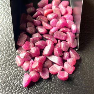 75 Pieces~A+Natural Ruby Rough, Size-5/7 MM-Precious Ruby Raw Stone, Ruby Raw Crystal Stone, Loose Rough Stone, For Jewellery Making etc