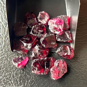 15 PCS~AAA+Natural Red Garnet Raw Size-8-10 MM, Red Garnet Rough, January Birthstone Loose Garnet Raw-For Jewellery Making