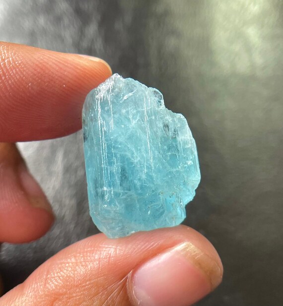 原石アクアマリンクリスタル：天然ブルー原石（25x18x12 MM） - Etsy 日本