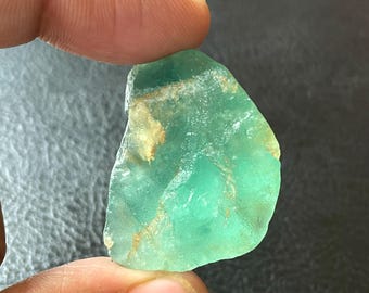 AAA+Natural Raw Fluorite Stone, Untumbled Fluorite Crystal, Collector's Specimen, Healing Crystal, Green Fluorite, 32x25x20 MM